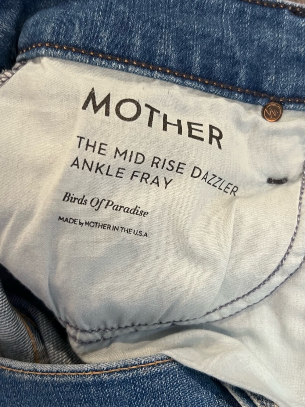 MOTHER Mid Rise Dazzler Ankle Fray Jeans - Picture 6 of 7